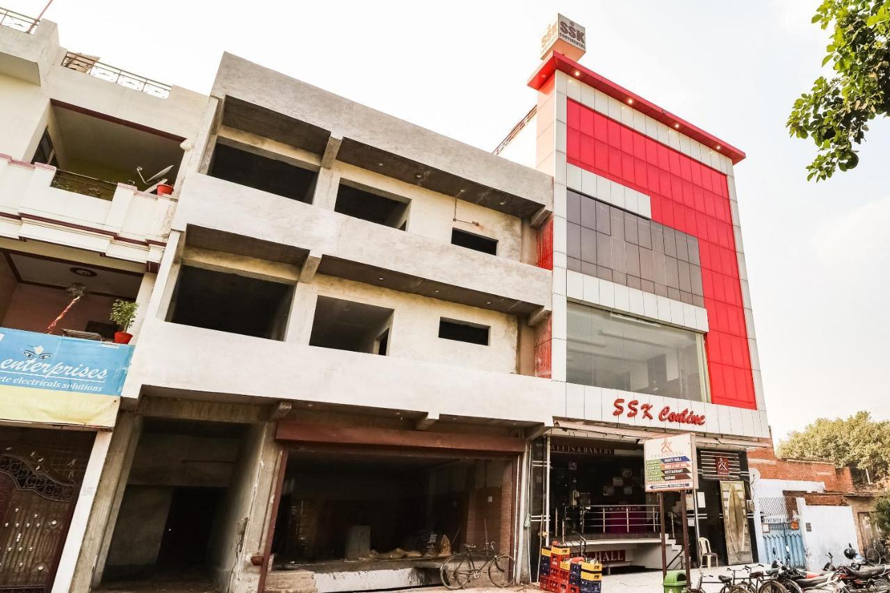 Oyo 61050 S S K Continental Juhi Bari Exterior foto